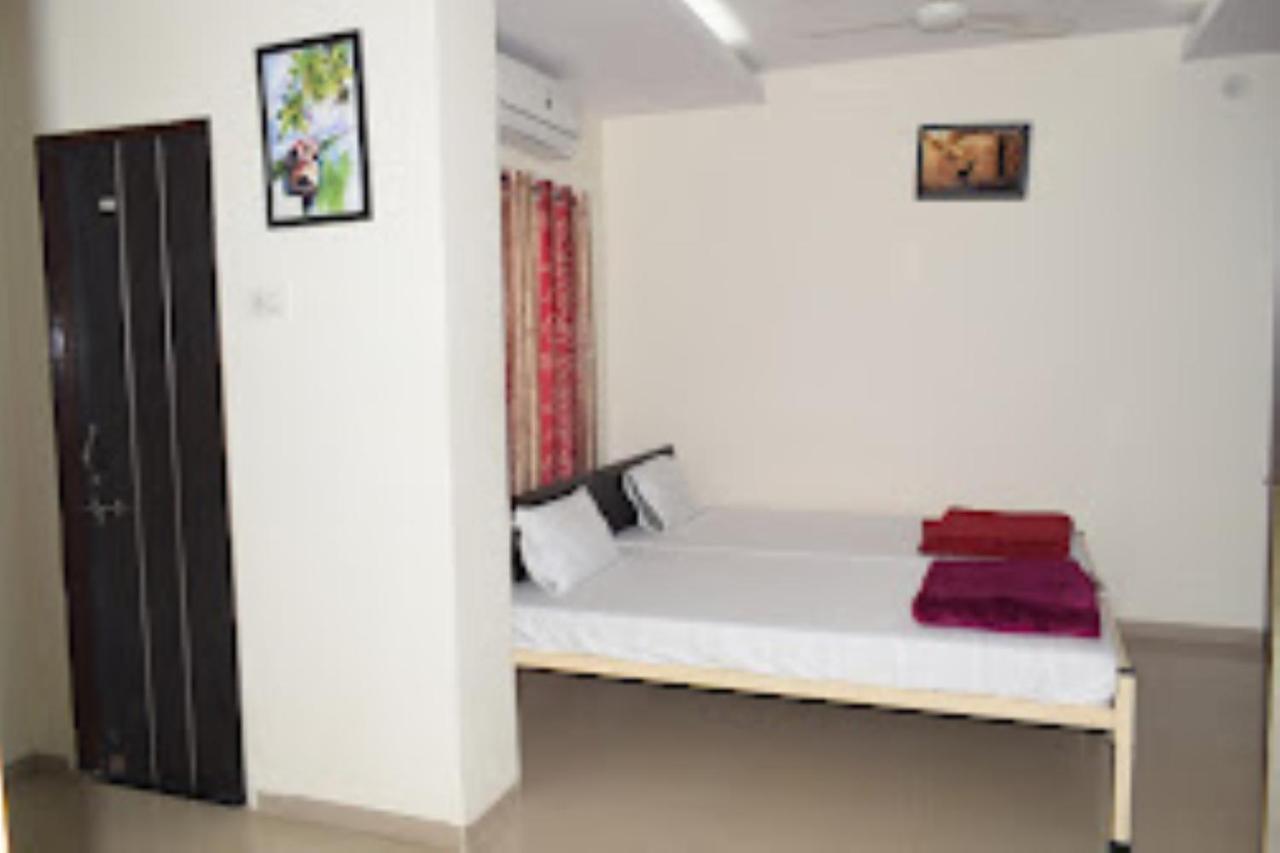 Hotel Vaibhav,Akola מראה חיצוני תמונה